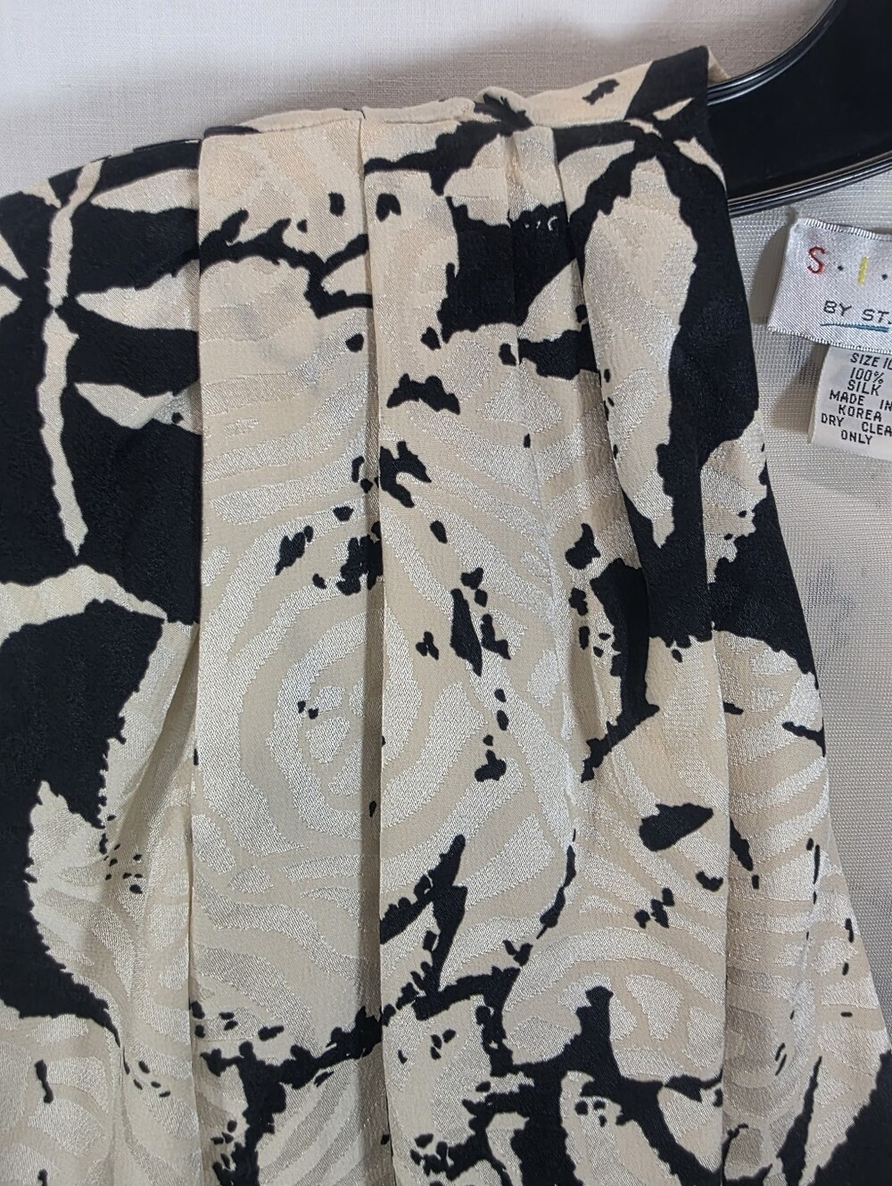 Vintage 80s Silks by St. Gillian 100% Silk Jumpsuit Black Ivory Floral 10 - Picture 6 of 13
